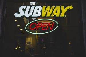 5 tapaa sijoittaa Subway-osakkeisiin